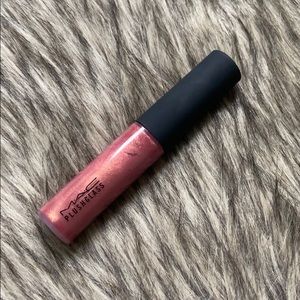 💋MAC Plush Glass in Power Supply
